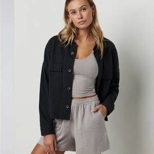 Vuori Mackenzie Cropped Washed Black Shirt Jacket